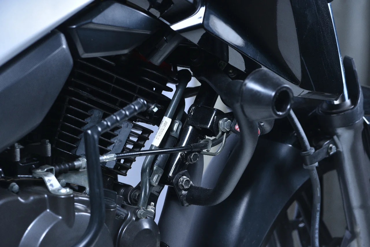 Defensas con slider TVS RTR 160 / 200 - Imagen 3